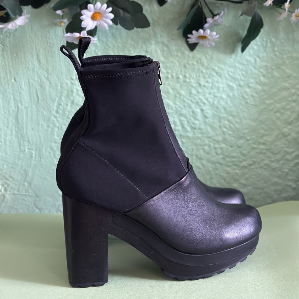 RACHEL COMEY Pipe Clog Leather Platform Boots in Black sz 9